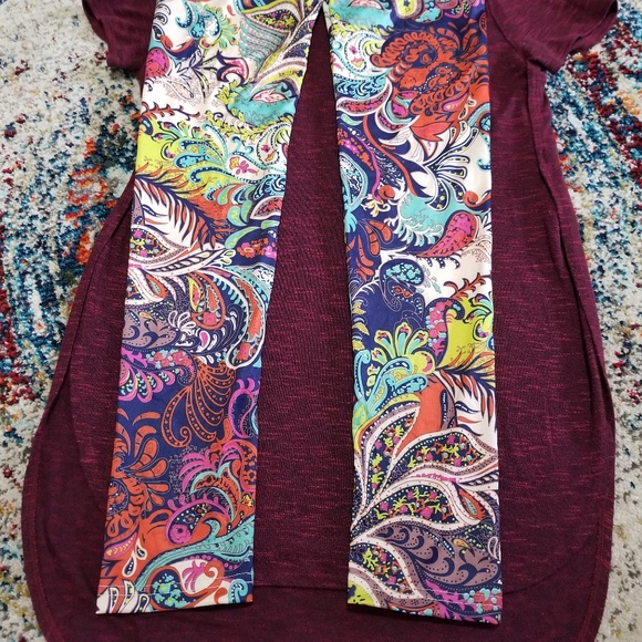 Tropical Paisley Print Boho Multi-Color Leggings - Picture 8 of 8